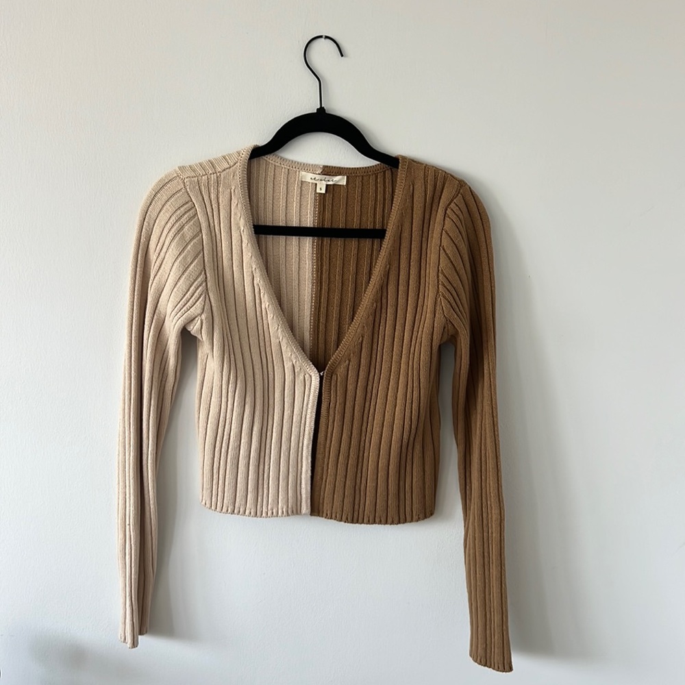 Et Clet sweater